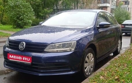 Volkswagen Jetta VI, 2015 год, 1 195 000 рублей, 2 фотография