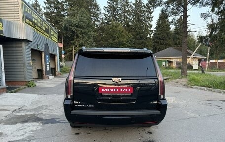 Cadillac Escalade IV, 2019 год, 6 300 000 рублей, 4 фотография