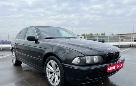 BMW 5 серия, 2003 год, 680 000 рублей, 10 фотография