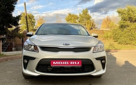 KIA Rio IV, 2018 год, 1 400 000 рублей, 3 фотография