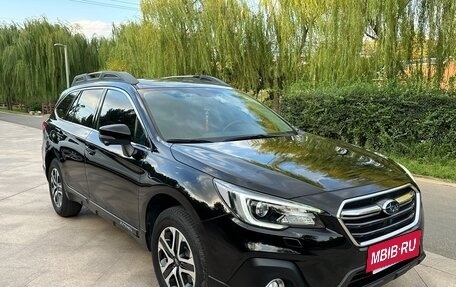 Subaru Outback IV рестайлинг, 2020 год, 3 900 000 рублей, 6 фотография