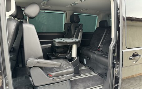 Volkswagen Multivan T6 рестайлинг, 2019 год, 5 280 000 рублей, 7 фотография