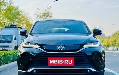 Toyota Harrier, 2022 год, 3 420 222 рублей, 2 фотография