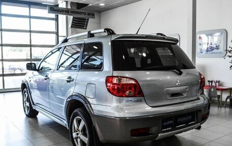 Mitsubishi Outlander III рестайлинг 3, 2006 год, 1 050 000 рублей, 3 фотография