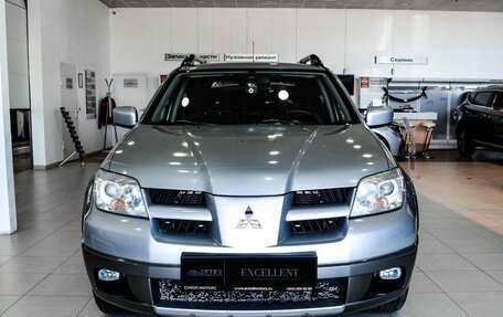 Mitsubishi Outlander III рестайлинг 3, 2006 год, 1 050 000 рублей, 2 фотография