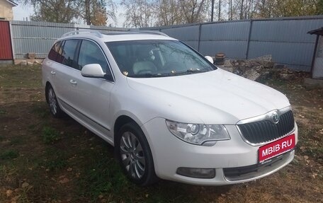 Skoda Superb III рестайлинг, 2013 год, 1 650 000 рублей, 2 фотография