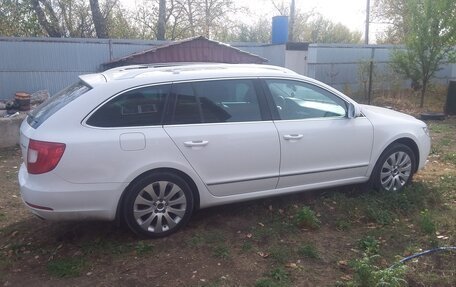 Skoda Superb III рестайлинг, 2013 год, 1 650 000 рублей, 4 фотография