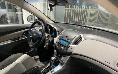 Chevrolet Cruze II, 2013 год, 900 000 рублей, 12 фотография