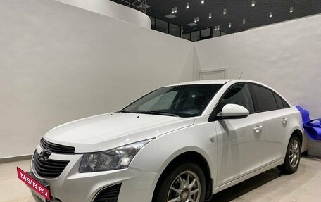 Chevrolet Cruze II, 2013 год, 900 000 рублей, 7 фотография