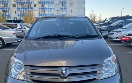 Toyota Ist II, 2004 год, 745 000 рублей, 2 фотография