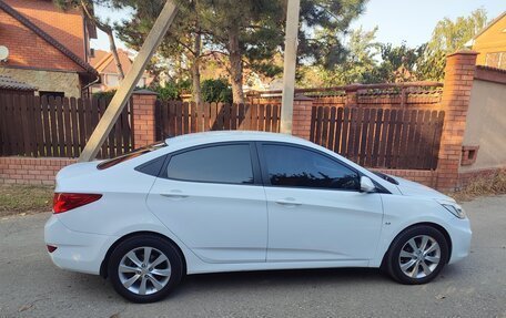 Hyundai Solaris II рестайлинг, 2014 год, 999 000 рублей, 3 фотография