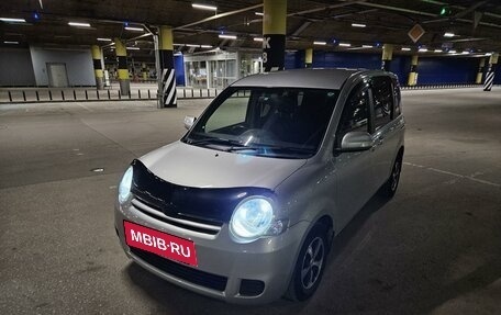 Toyota Sienta I, 2014 год, 1 050 000 рублей, 2 фотография