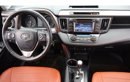 Toyota RAV4, 2016 год, 2 150 000 рублей, 9 фотография