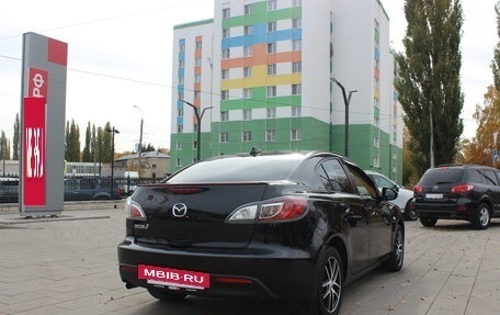 Mazda 3, 2011 год, 1 100 000 рублей, 2 фотография