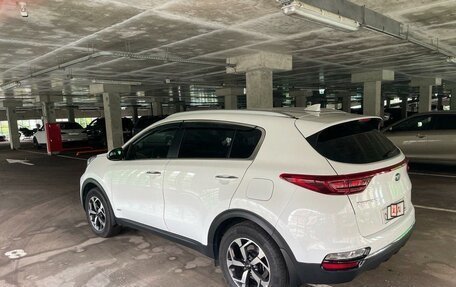 KIA Sportage IV рестайлинг, 2019 год, 2 600 000 рублей, 3 фотография