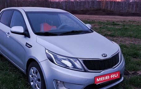 KIA Rio III рестайлинг, 2014 год, 1 100 000 рублей, 2 фотография