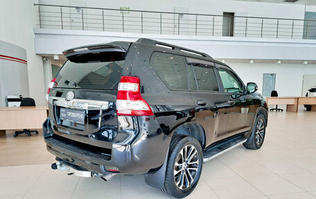 Toyota Land Cruiser Prado 150 рестайлинг 2, 2014 год, 3 242 000 рублей, 5 фотография