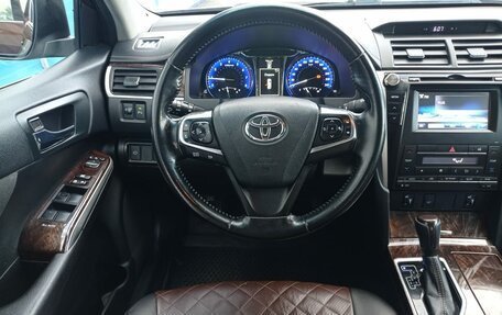 Toyota Camry, 2017 год, 2 590 000 рублей, 6 фотография