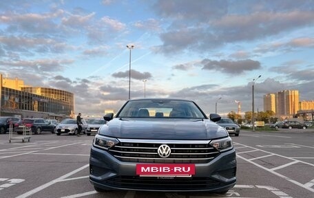 Volkswagen Jetta VII, 2019 год, 2 400 000 рублей, 2 фотография