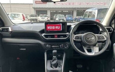 Daihatsu Rocky, 2021 год, 1 690 000 рублей, 7 фотография