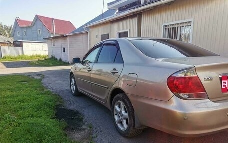 Toyota Camry V40, 2005 год, 1 200 000 рублей, 2 фотография