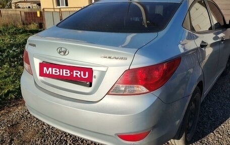 Hyundai Solaris II рестайлинг, 2011 год, 650 000 рублей, 2 фотография