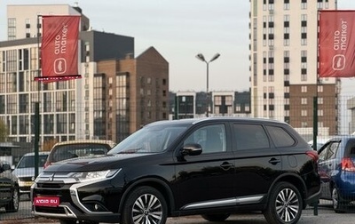 Mitsubishi Outlander III рестайлинг 3, 2019 год, 2 650 000 рублей, 1 фотография