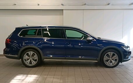 Volkswagen Passat B8 рестайлинг, 2019 год, 2 298 000 рублей, 7 фотография