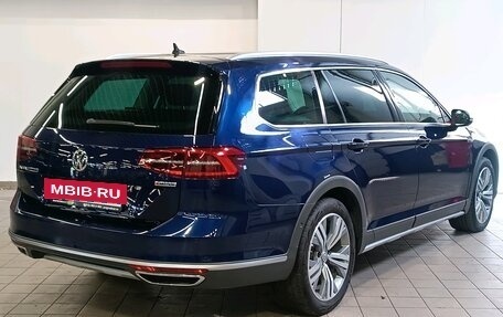 Volkswagen Passat B8 рестайлинг, 2019 год, 2 298 000 рублей, 8 фотография