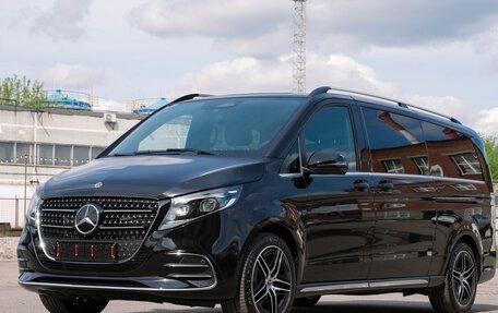 Mercedes-Benz V-Класс, 2024 год, 25 300 000 рублей, 10 фотография