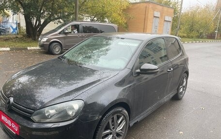 Volkswagen Golf VI, 2010 год, 900 000 рублей, 2 фотография