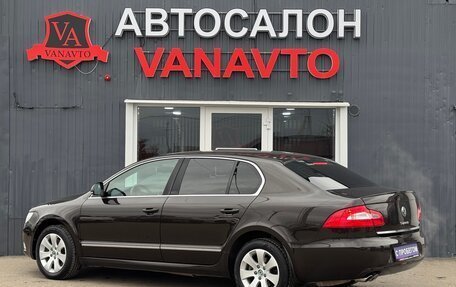 Skoda Superb III рестайлинг, 2012 год, 1 550 000 рублей, 7 фотография