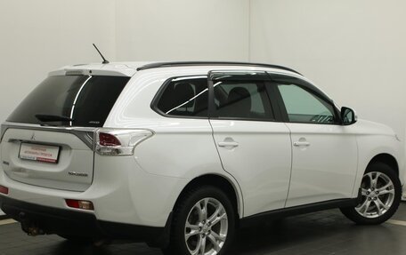 Mitsubishi Outlander III рестайлинг 3, 2012 год, 1 490 000 рублей, 2 фотография