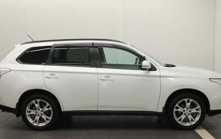 Mitsubishi Outlander III рестайлинг 3, 2012 год, 1 490 000 рублей, 10 фотография