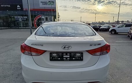 Hyundai Avante, 2011 год, 999 995 рублей, 6 фотография