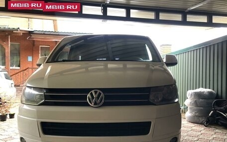 Volkswagen Caravelle T5, 2014 год, 2 580 000 рублей, 6 фотография