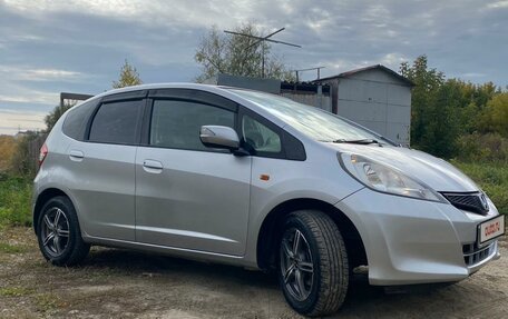 Honda Fit III, 2012 год, 950 000 рублей, 3 фотография