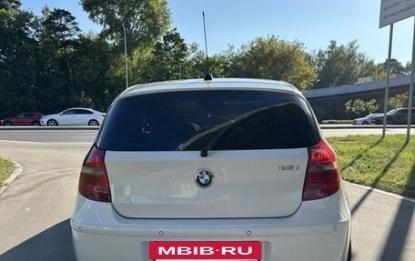 BMW 1 серия, 2011 год, 880 000 рублей, 3 фотография