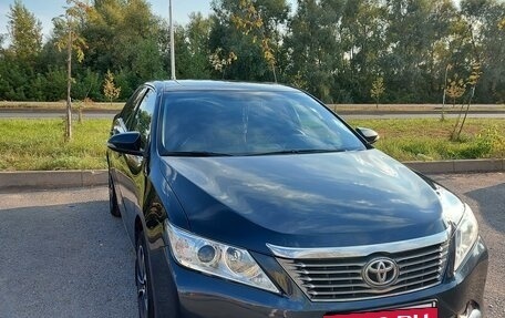 Toyota Camry, 2014 год, 1 670 000 рублей, 2 фотография