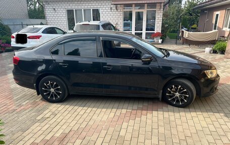 Volkswagen Jetta VI, 2012 год, 985 000 рублей, 2 фотография