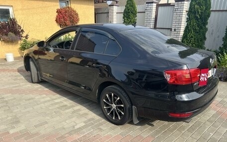 Volkswagen Jetta VI, 2012 год, 985 000 рублей, 4 фотография