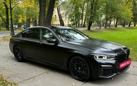 BMW 7 серия, 2019 год, 7 600 000 рублей, 2 фотография