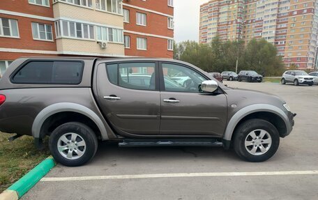 Mitsubishi L200 IV рестайлинг, 2011 год, 1 800 000 рублей, 2 фотография