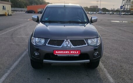 Mitsubishi L200 IV рестайлинг, 2011 год, 1 800 000 рублей, 3 фотография