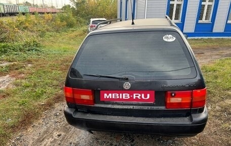 Volkswagen Passat B4, 1993 год, 295 000 рублей, 2 фотография