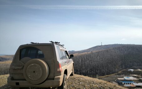 Mitsubishi Pajero iO, 1999 год, 599 000 рублей, 3 фотография