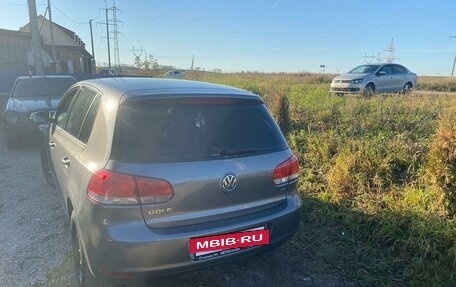 Volkswagen Golf VI, 2010 год, 800 000 рублей, 5 фотография