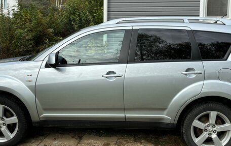 Mitsubishi Outlander III рестайлинг 3, 2007 год, 1 090 000 рублей, 5 фотография