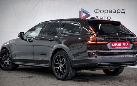 Volvo V90 Cross Country I рестайлинг, 2021 год, 5 100 000 рублей, 27 фотография