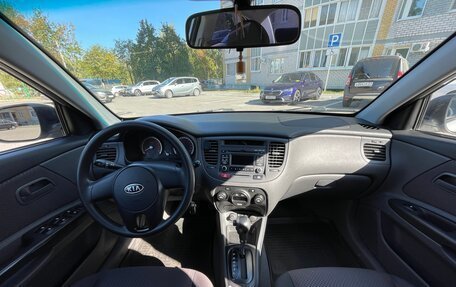 KIA Rio II, 2010 год, 675 000 рублей, 5 фотография